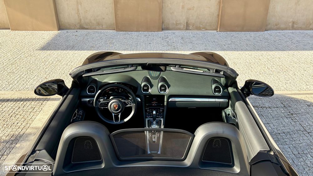 Porsche 718 - 32