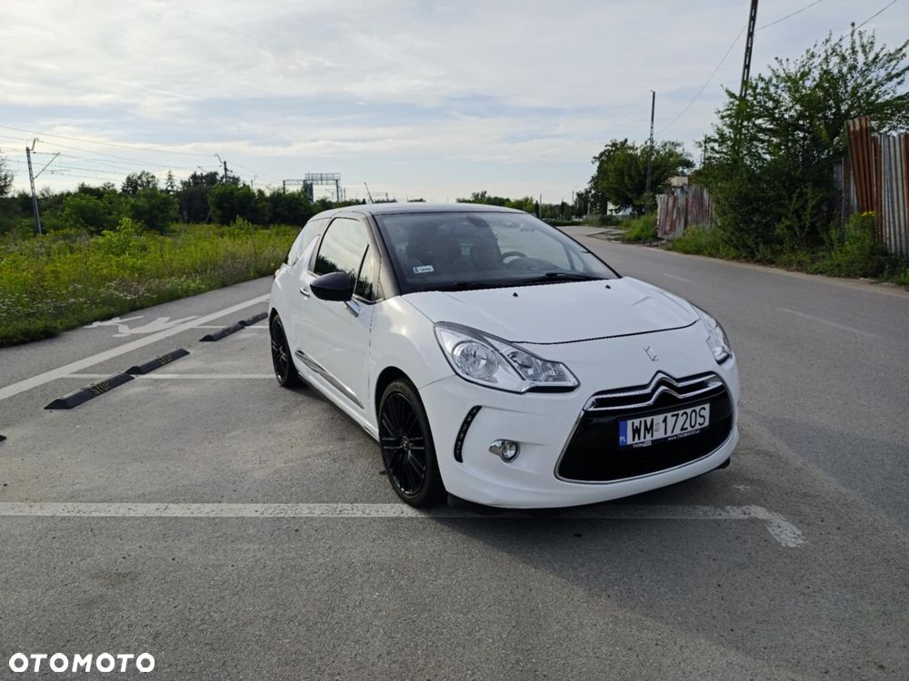 Citroën DS3 1.6 e-HDi SoChic - 8