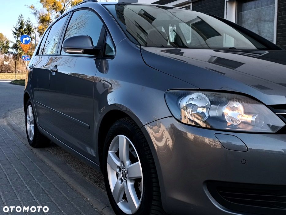 Volkswagen Golf Plus 1.6 TDI BlueMot Comfortline - 17
