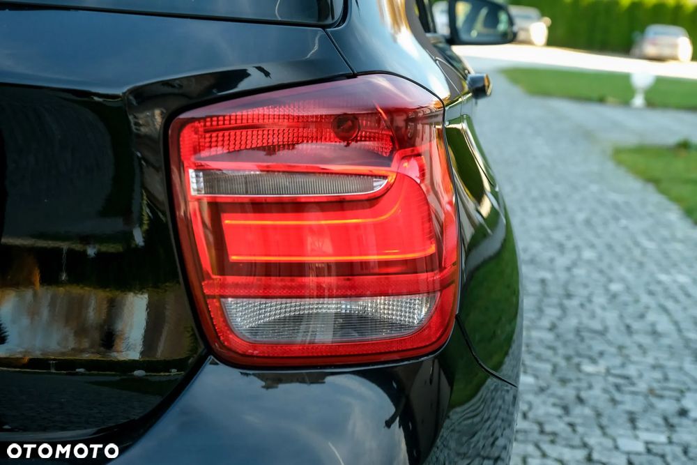 BMW Seria 1 120d Sport-Aut - 8