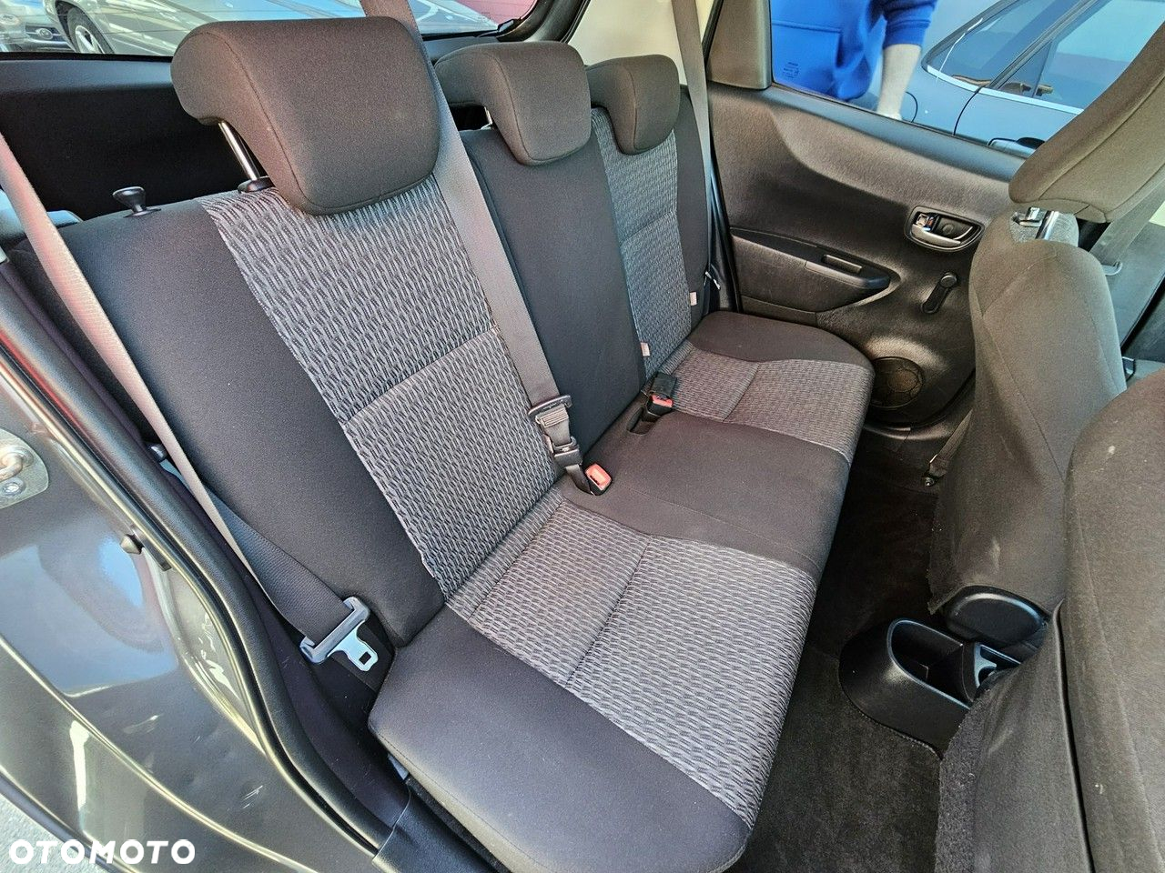 Toyota Yaris - 11