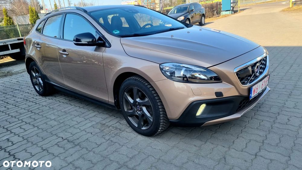 Volvo V40 Cross Country D3 Geartronic Summum - 2