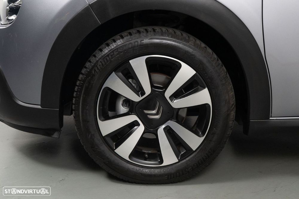 Citroën C3 1.2 PureTech Shine - 28