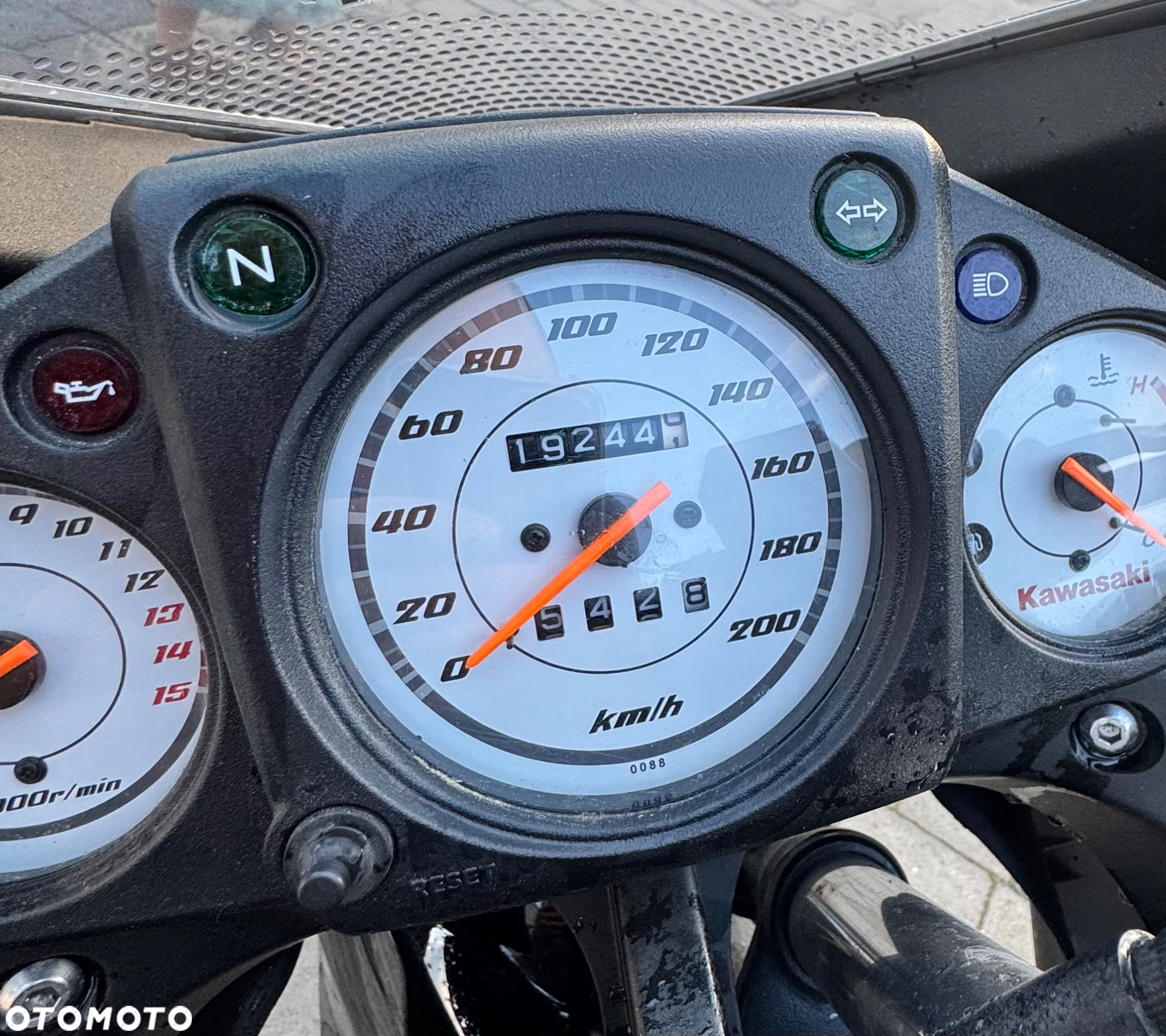 Kawasaki Ninja 250R - 4