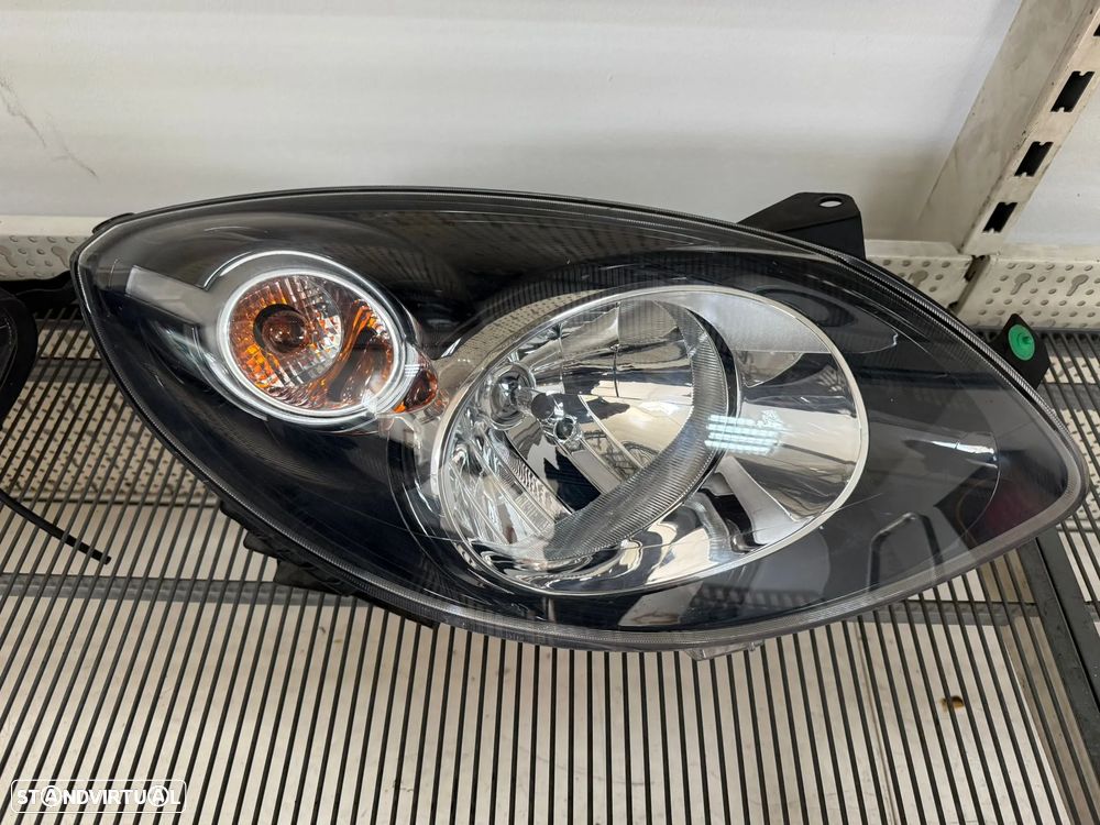 Farol renault twingo direito - 1