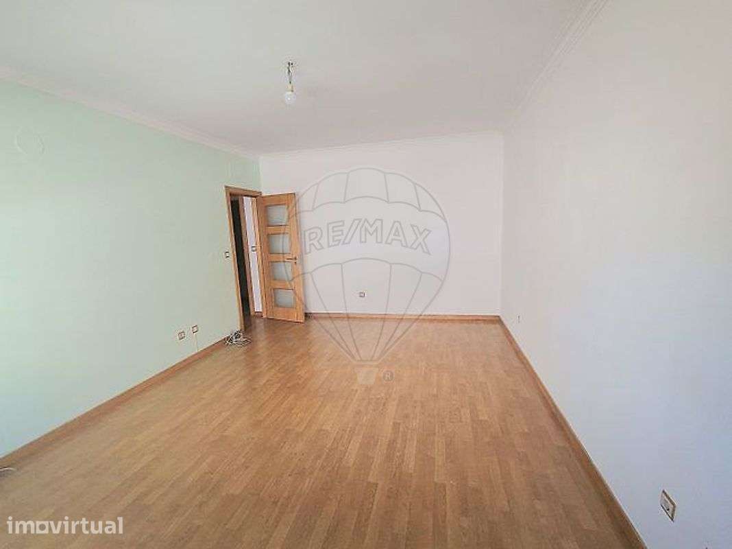 Apartamento T3 para arrendamento - Grande imagem: 2/16