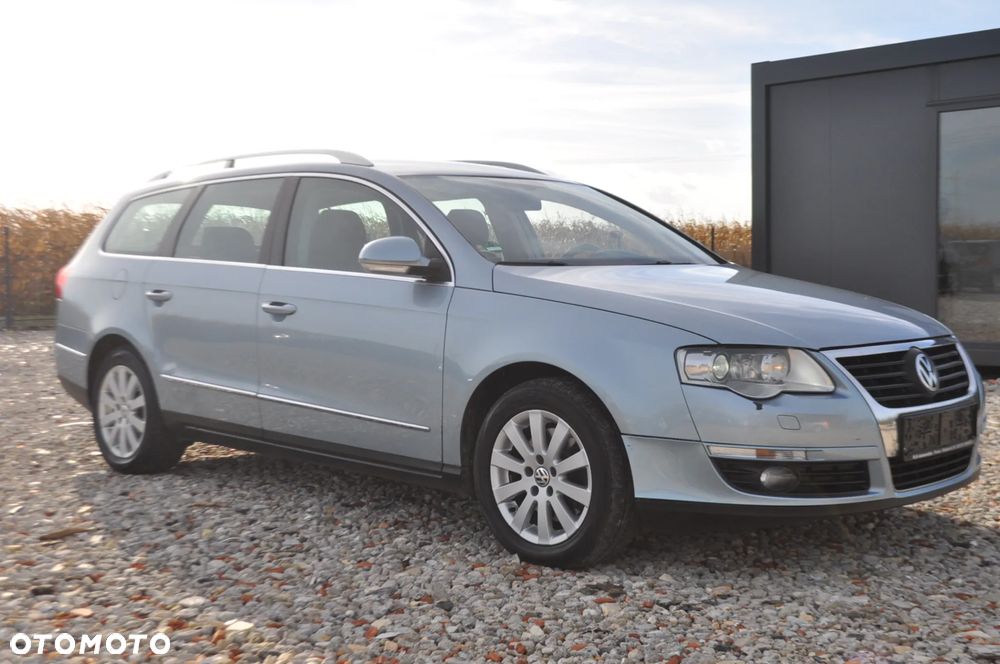 Volkswagen Passat 2.0 TDI BlueMotion Technology DPF Highline - 27