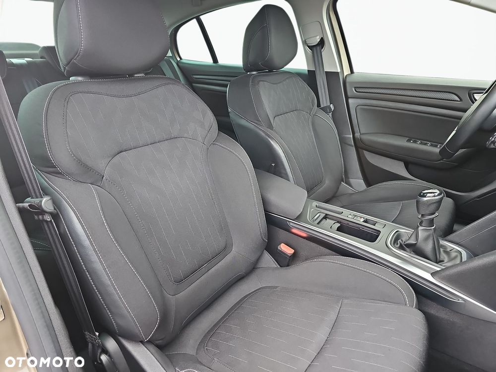 Renault Megane 1.5 Blue dCi Limited - 17