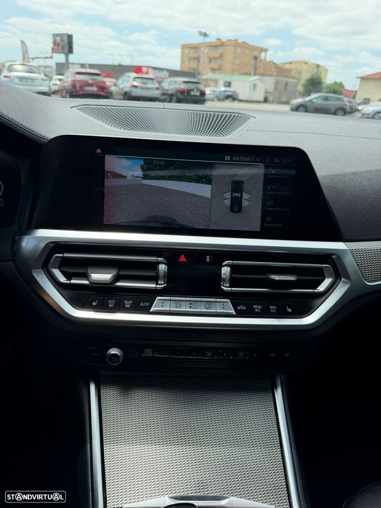 BMW 330 - 43