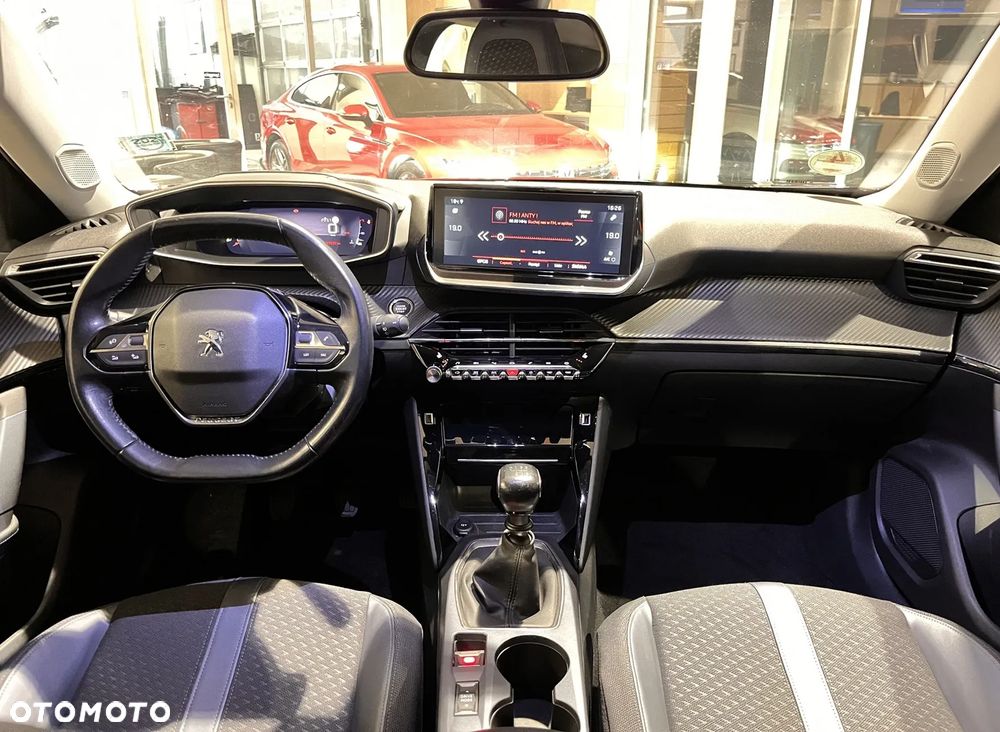 Peugeot 2008 PureTech 130 Allure - 9