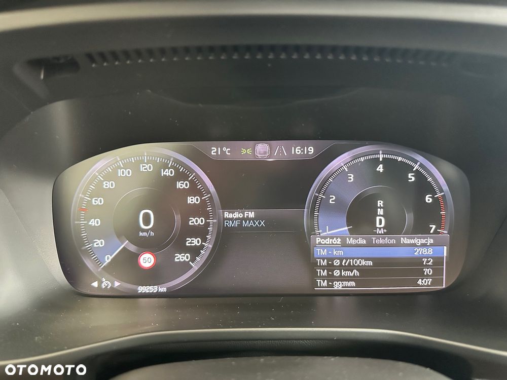 Volvo XC 40 T3 R-Design - 39