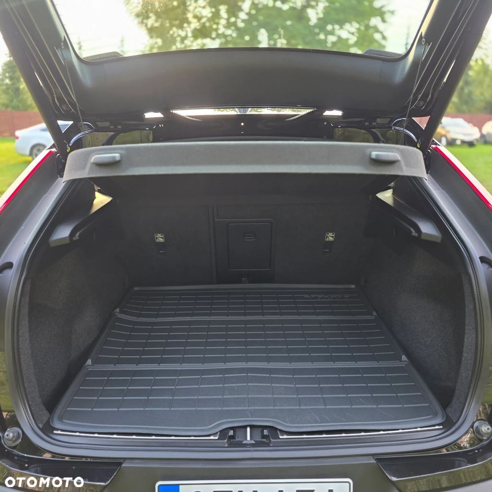 Volvo C40 Recharge 82 kWh Twin Motor Plus - 20