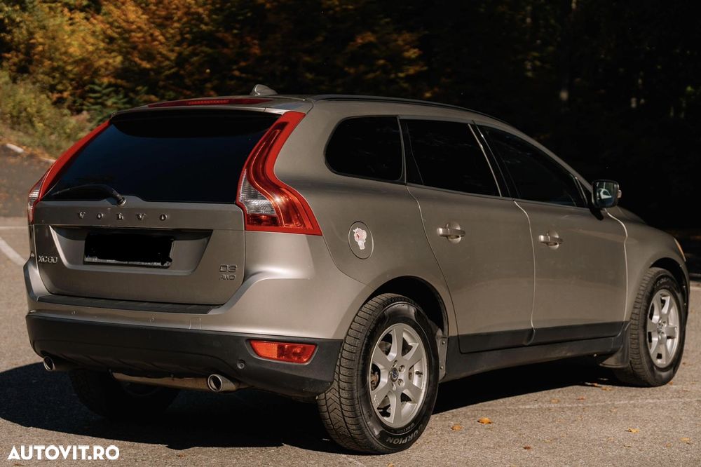 Volvo XC 60 2.4D AWD Momentum - 2