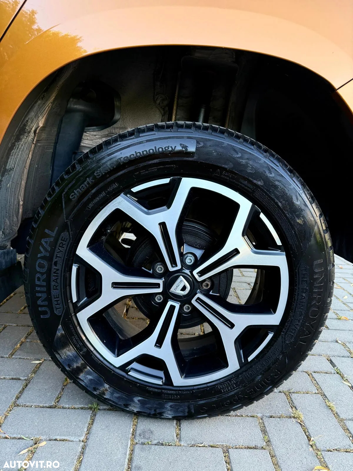 Dacia Duster 1.2 TCe Prestige jante 17" - 15
