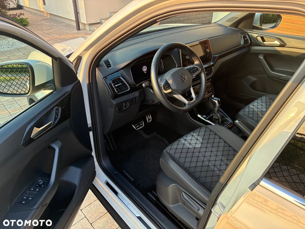 Volkswagen T-Cross 1.0 TSI R-Line Plus DSG - 10