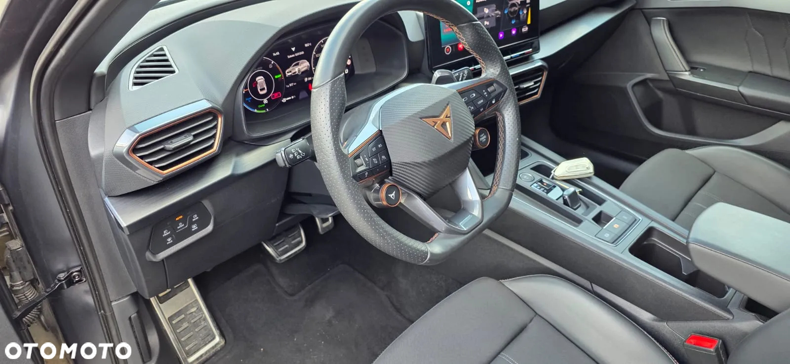 Cupra Leon Sportstourer 1.4 e-Hybrid (180 kW System) VZ - 26