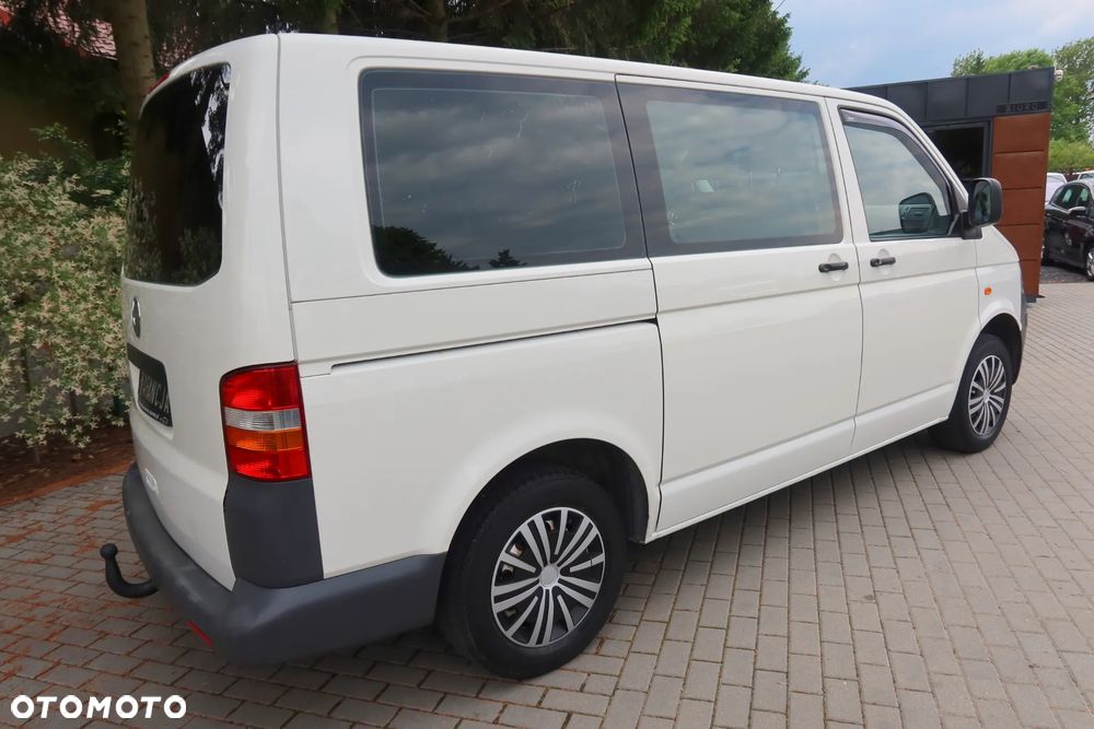 Volkswagen Transporter - 22