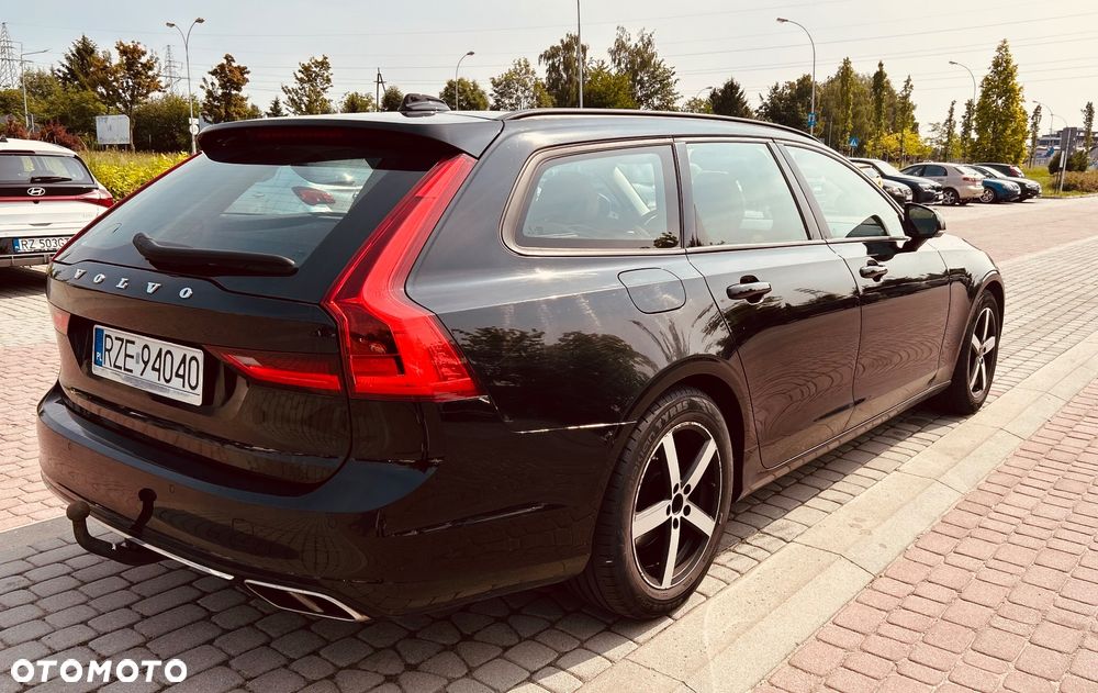 Volvo V90 D3 AWD Kinetic - 17
