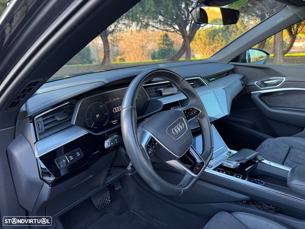 Audi e-tron 55 quattro S line - 5
