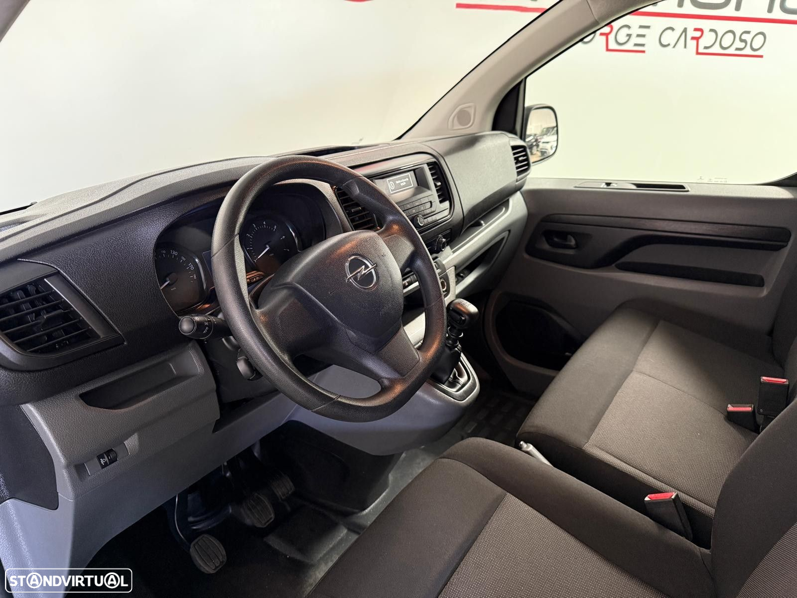 Opel Vivaro 1.5 CDTi L1H1 Essentia - 12