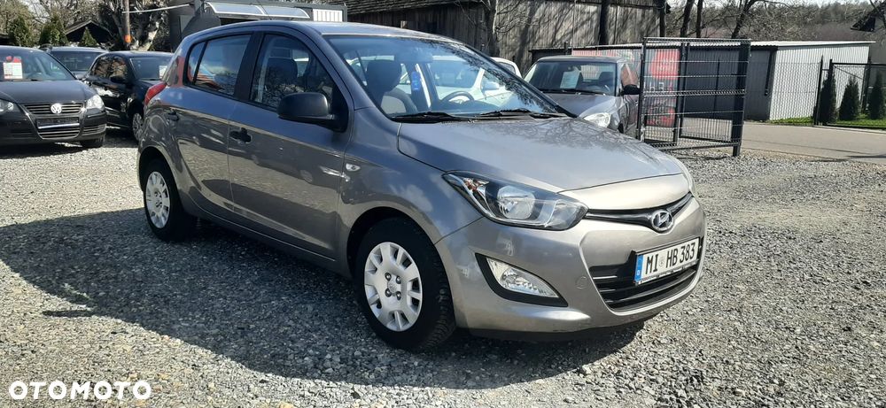 Hyundai i20 - 21