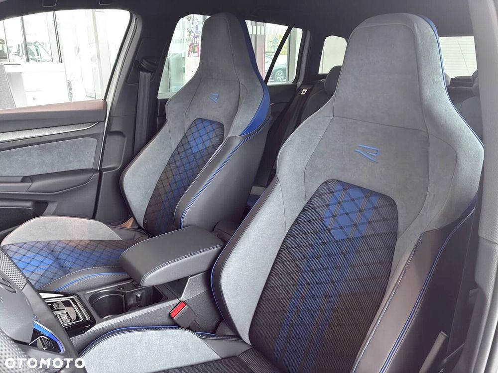 Volkswagen Golf Variant - 12