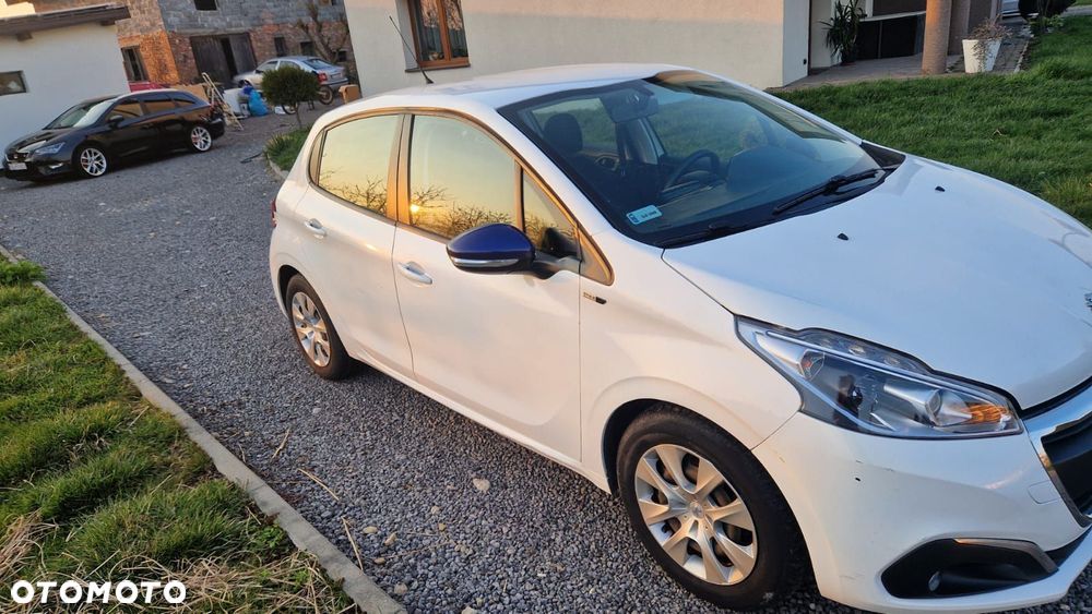 Peugeot 208 PureTech 68 Like - 3