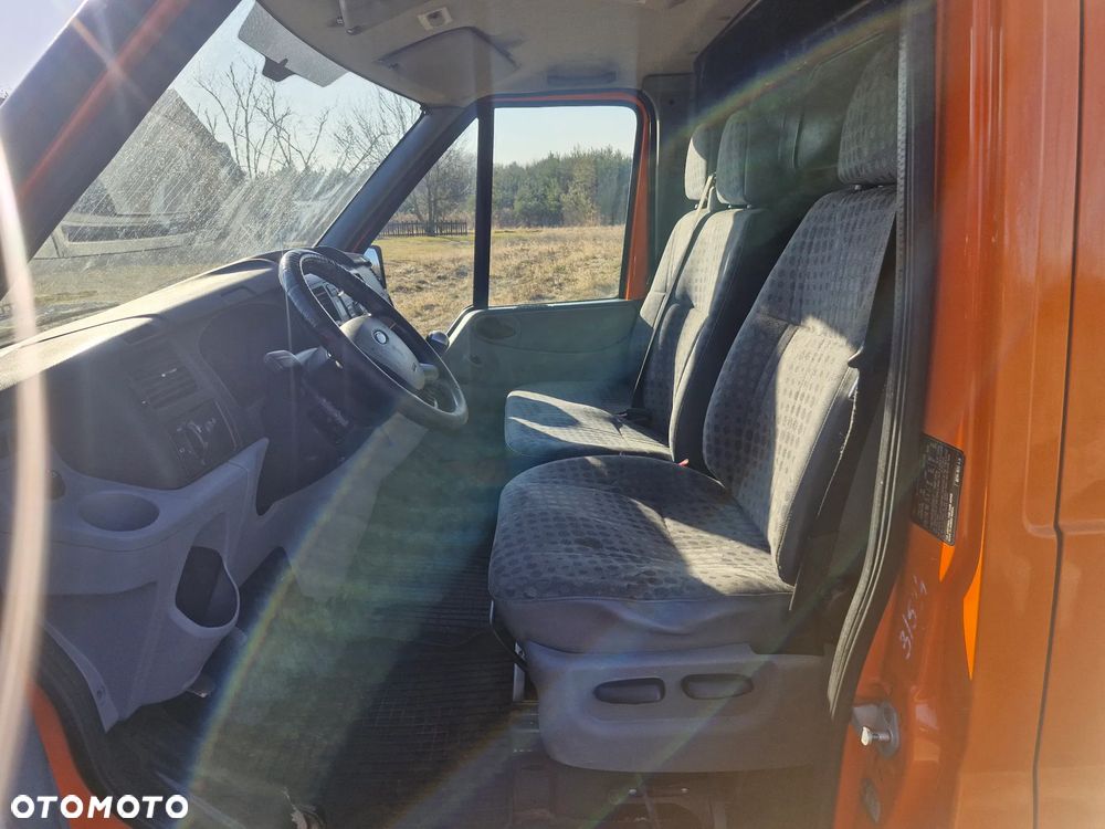 Ford TRANSIT - 9