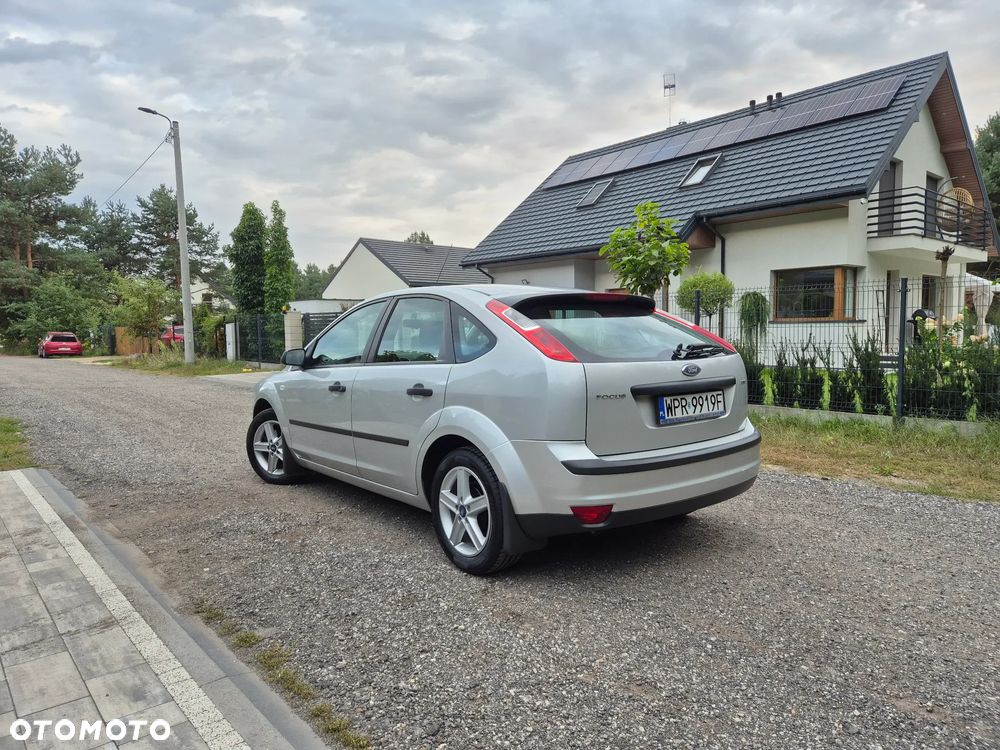 Ford Focus 1.6 TDCi FX - 21