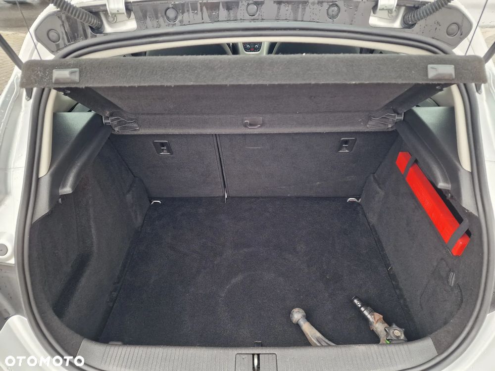 Opel Astra 1.4 Turbo Edition - 22