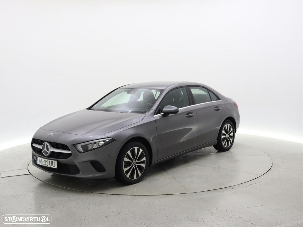 Mercedes-Benz A 250 e Style Plus - 1