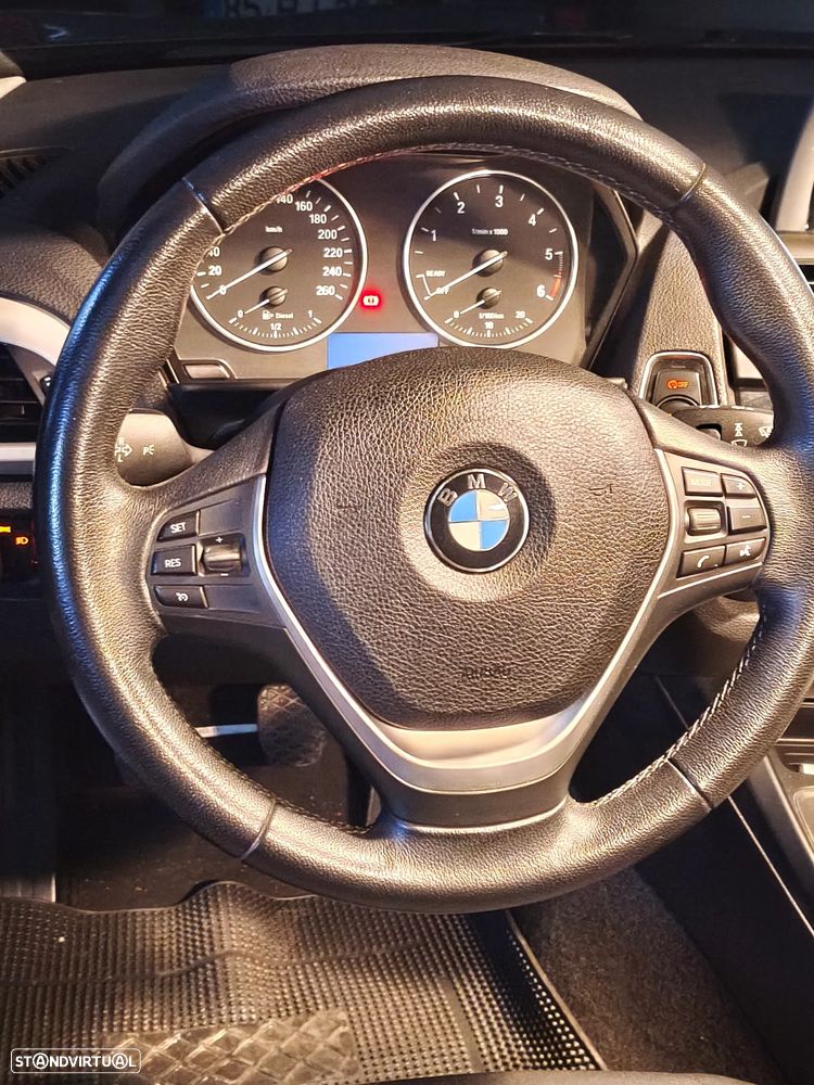 BMW 116 d EfficientDynamics Edition Urban Line - 7