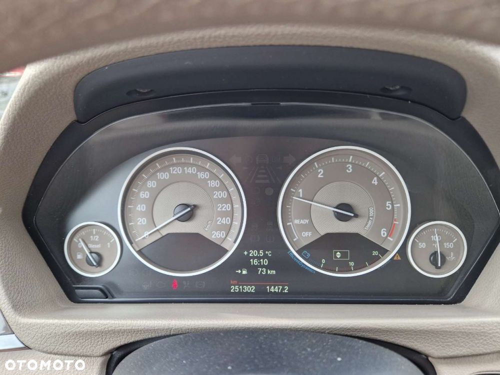 BMW Seria 3 318d Blue Performance Modern Line - 12