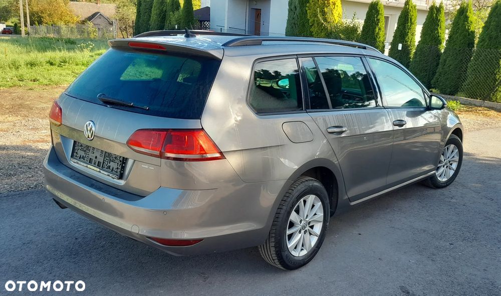 Volkswagen Golf Variant - 2