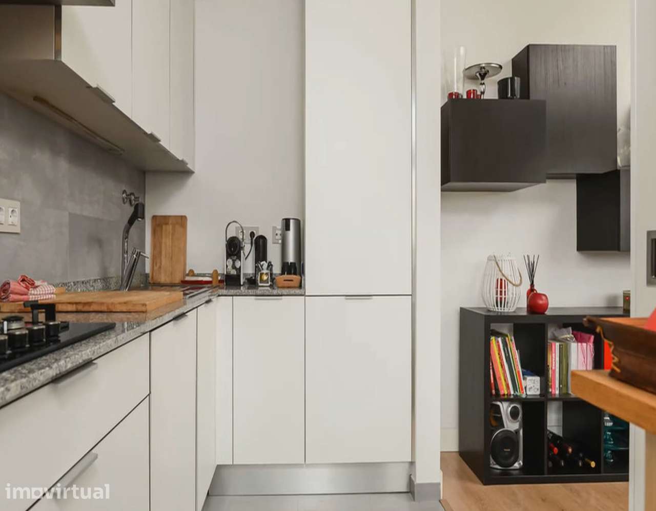 Apartamento T2 com garagem e ar condicionado Seixal - Grande imagem: 2/20