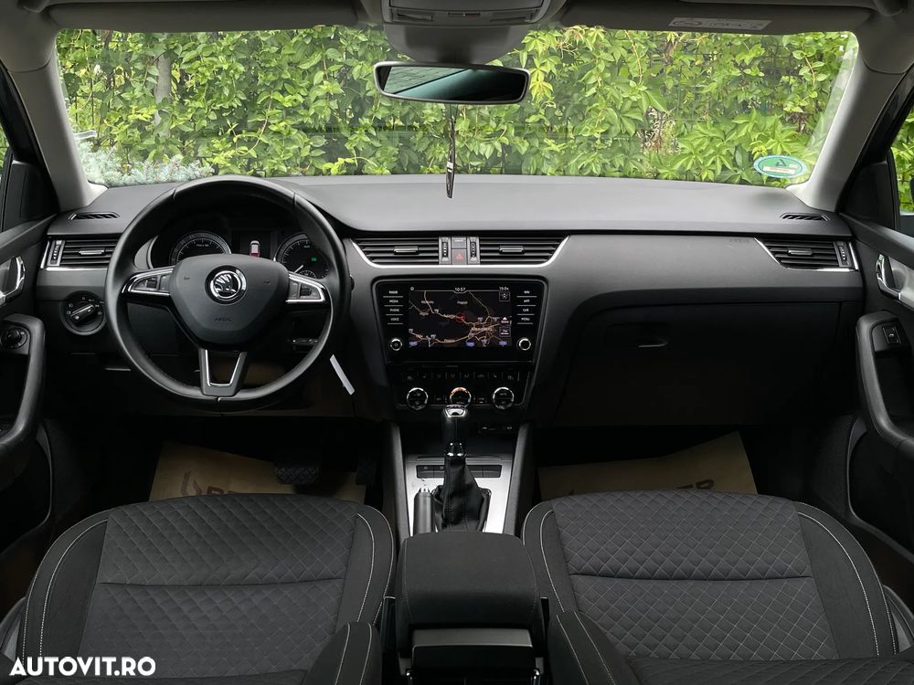 Skoda Octavia 2.0 TDI DSG Drive - 3