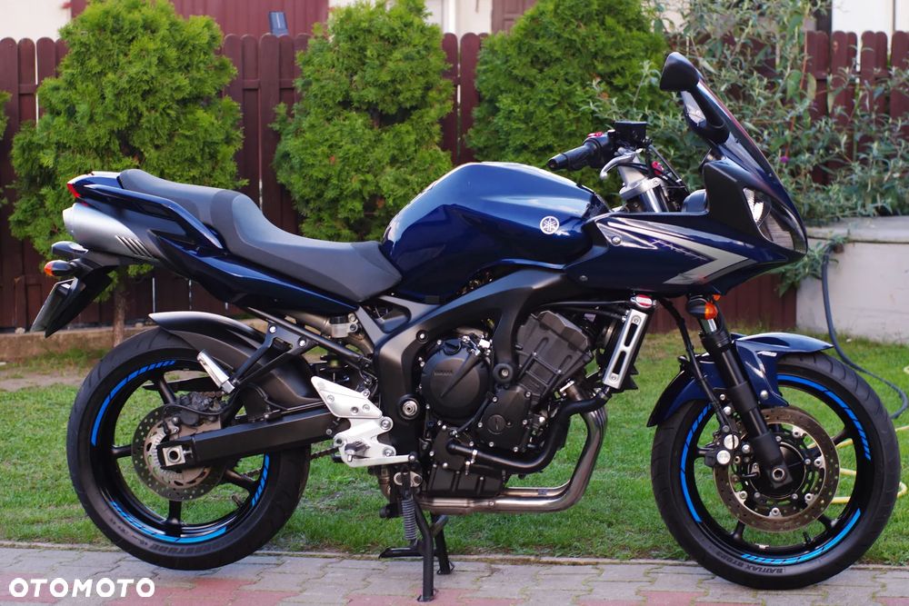 Yamaha FZ6 - 2