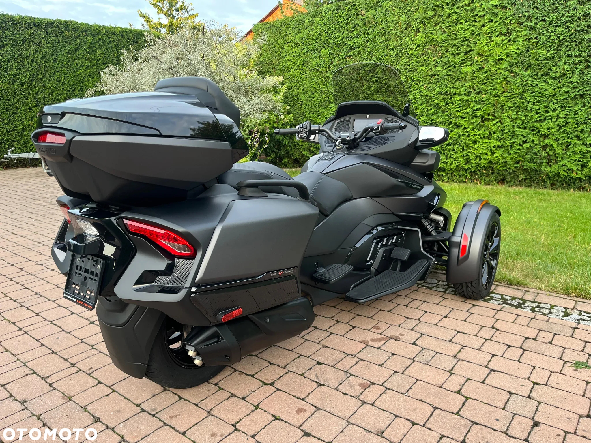 Can-Am Spyder - 4