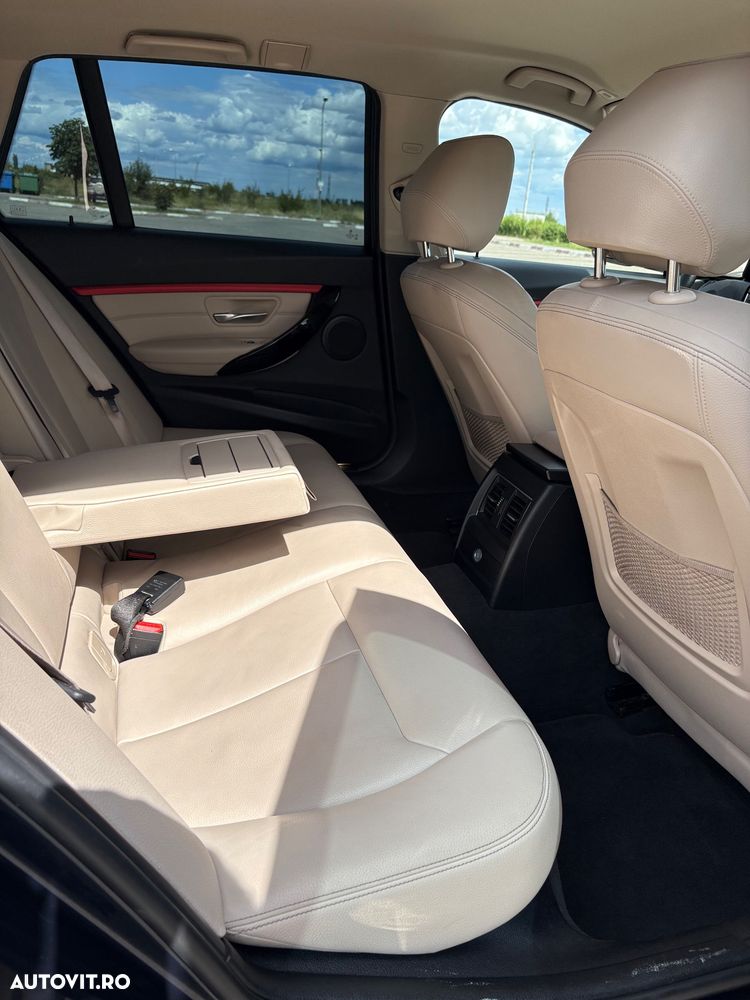 BMW Seria 3 320d Aut. Efficient Dynamics Edition Blue Perf. Sport Line - 24