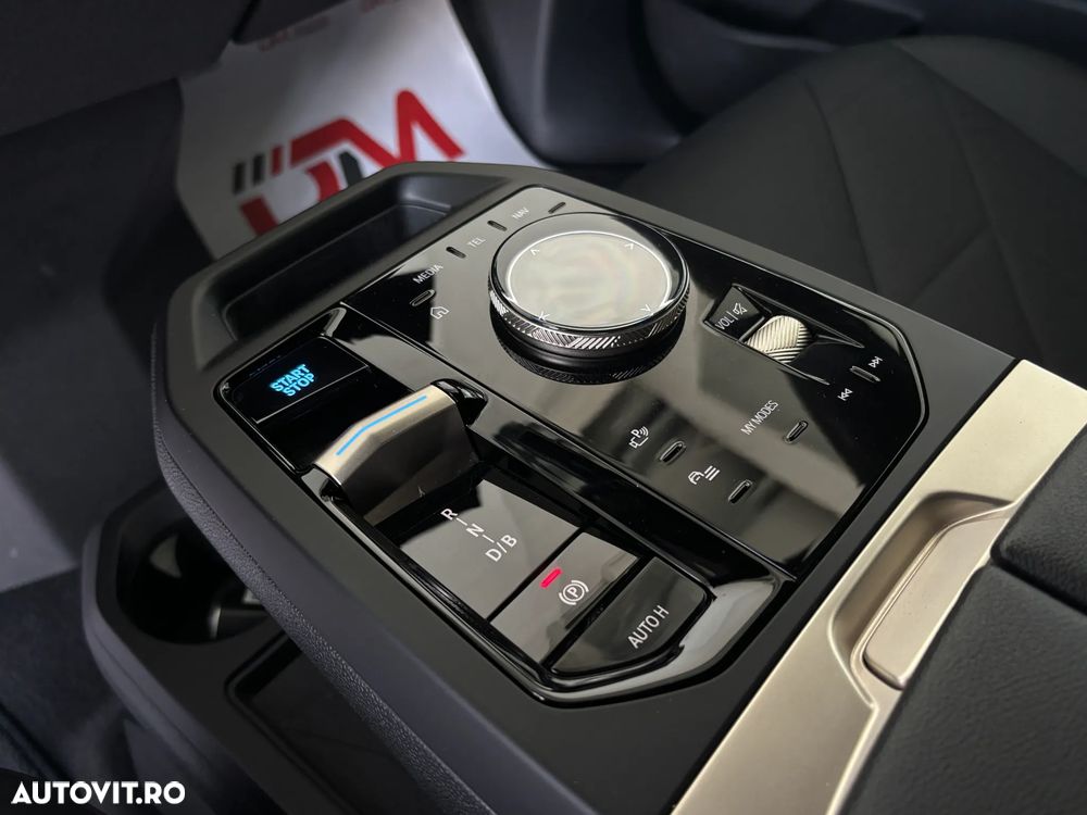 BMW iX - 14