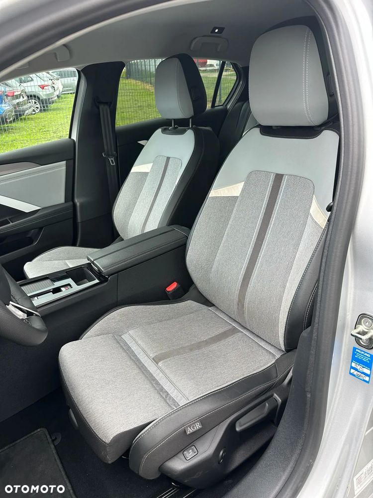 Opel Astra 1.6 T Plug-in Hybrid Elegance - 10
