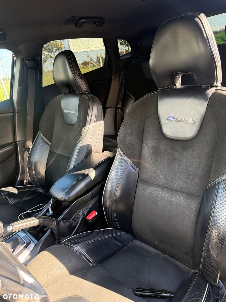 Volvo V40 D4 R-Design - 7