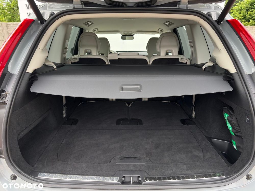 Volvo XC 90 - 11