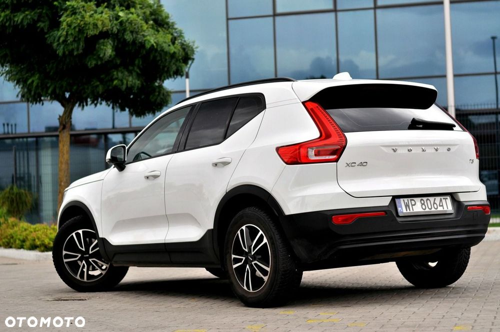 Volvo XC 40 T3 Geartronic Momentum - 7