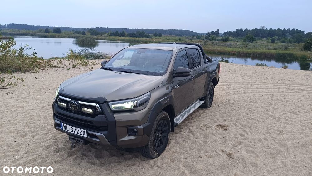 Toyota Hilux 2.8 D-4D Double Cab Invincible Sport 4x4 - 9