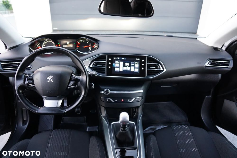 Peugeot 308 BlueHDi FAP 120 Stop&Start Allure - 33