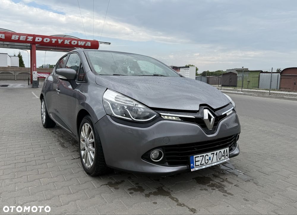 Renault Clio - 2