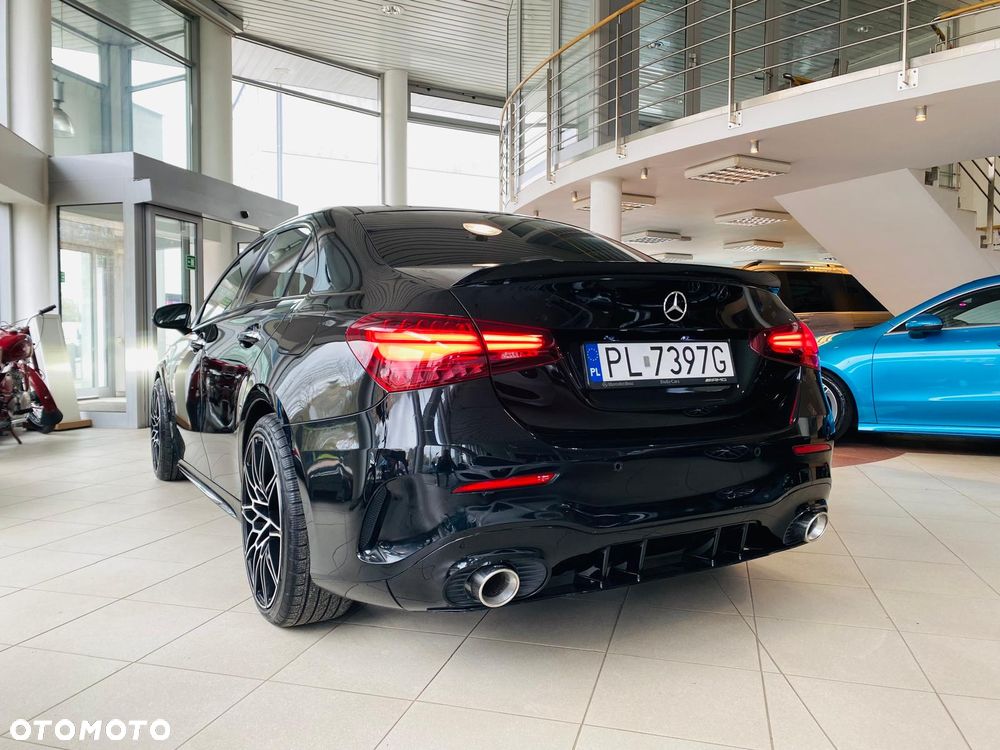 Mercedes-Benz Klasa A 200 d AMG Line 8G-DCT - 10