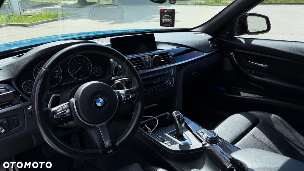 BMW Seria 3 335i xDrive Sport-Aut - 17