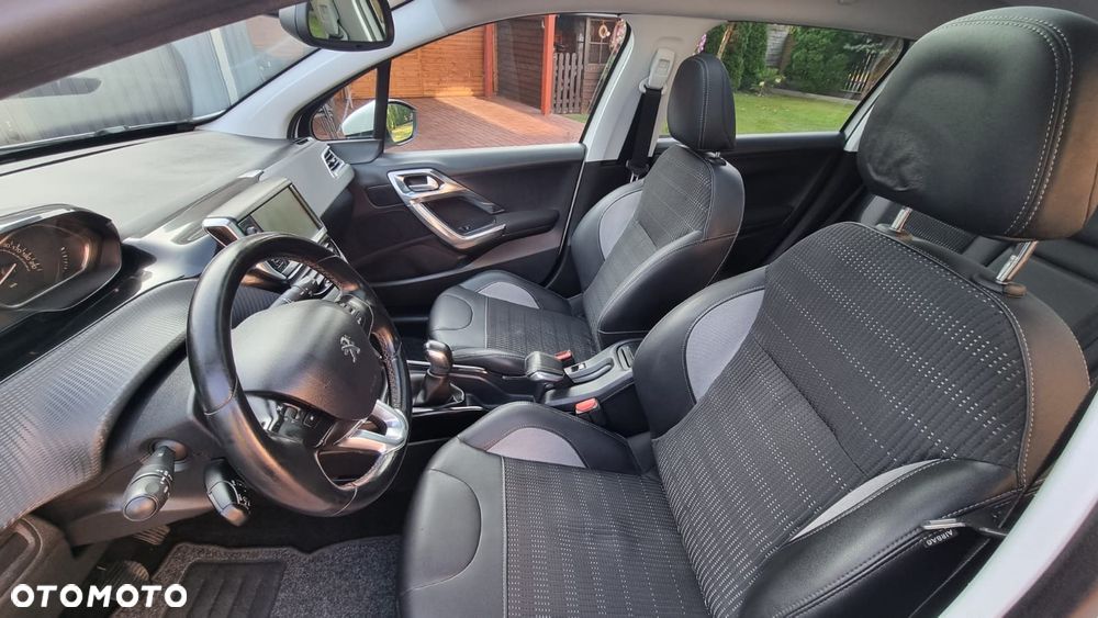 Peugeot 2008 1.6 BlueHDi Allure - 14